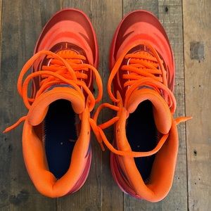 Barely used men’s size 10 Melo Ball MB.02